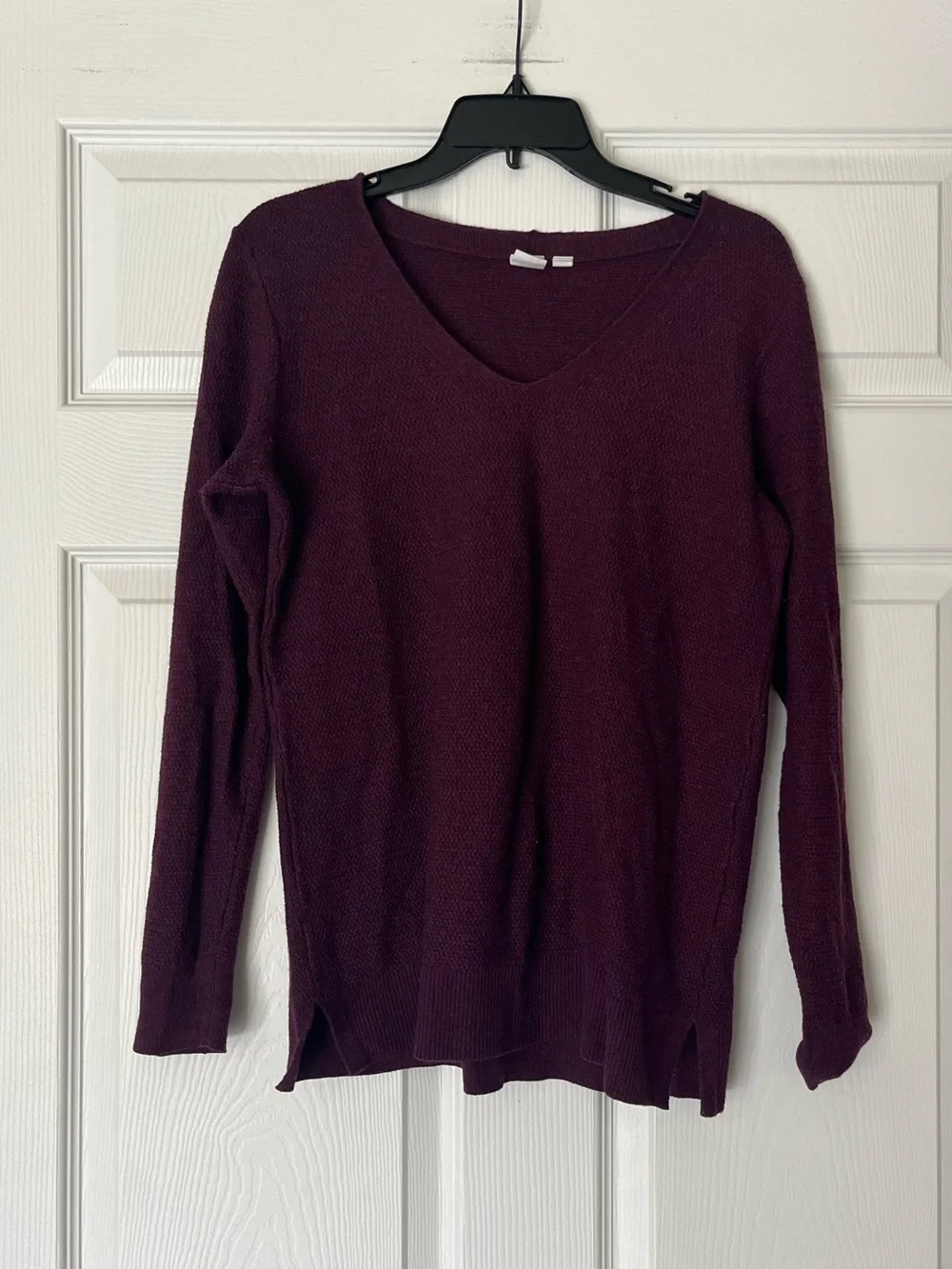 GAP V-Neck Sweater